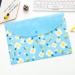 پوشه دکمه دار سایز A4 طرح گل بابونه