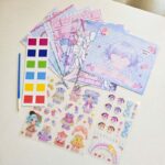 پک استیکر میکاپ و دیزاین لباس طرح دختر - Image 2